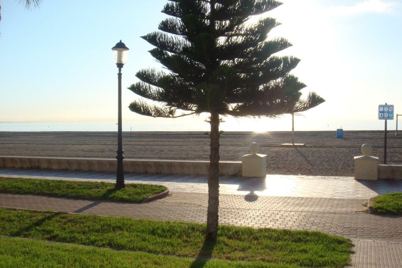Primera Linea Playa Roquetas de Mar Bagian luar foto